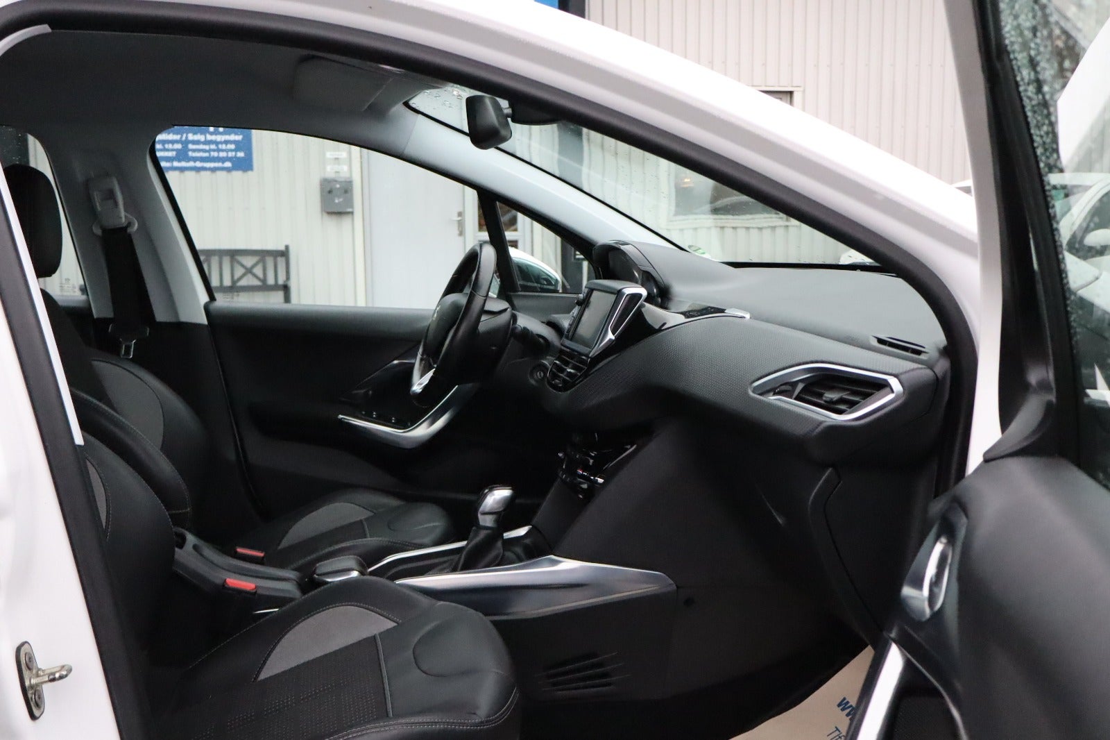 Billede af Peugeot 2008 1,2 VTi 82 Allure