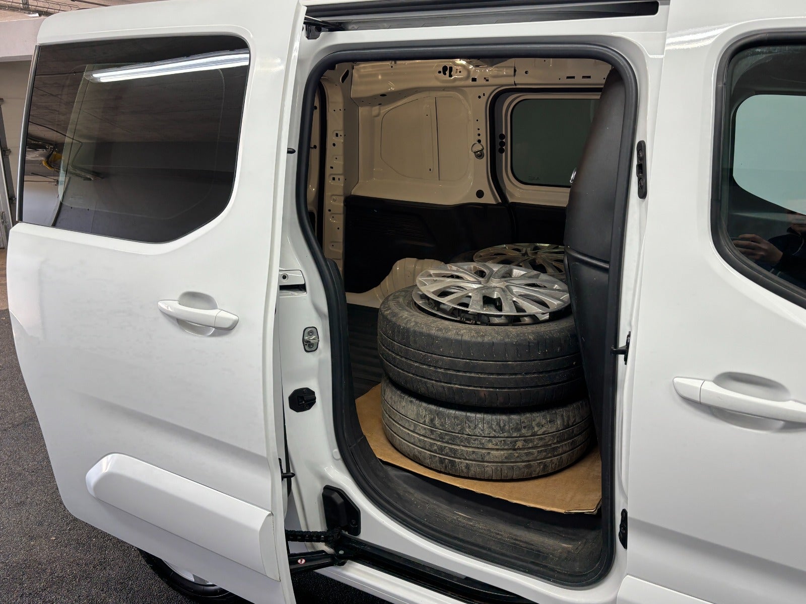 Billede af Citroën Berlingo 1,5 BlueHDi 100 L1 ProffLine+ Van