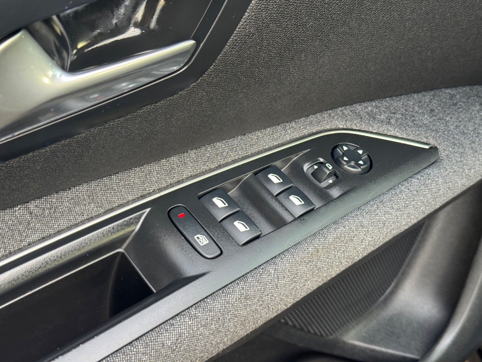 Billede af Peugeot 3008 1,6 BlueHDi 120 Active