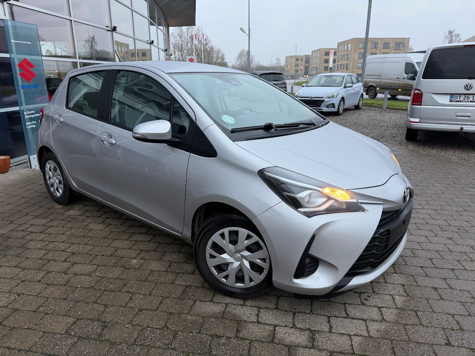 Billede af Toyota Yaris 1,0 VVT-i T2