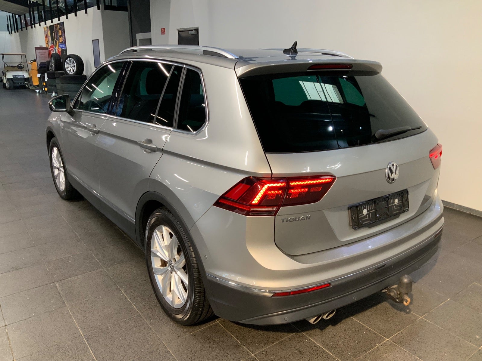 VW Tiguan (5/8)