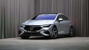 Mercedes EQE350+ AMG Line