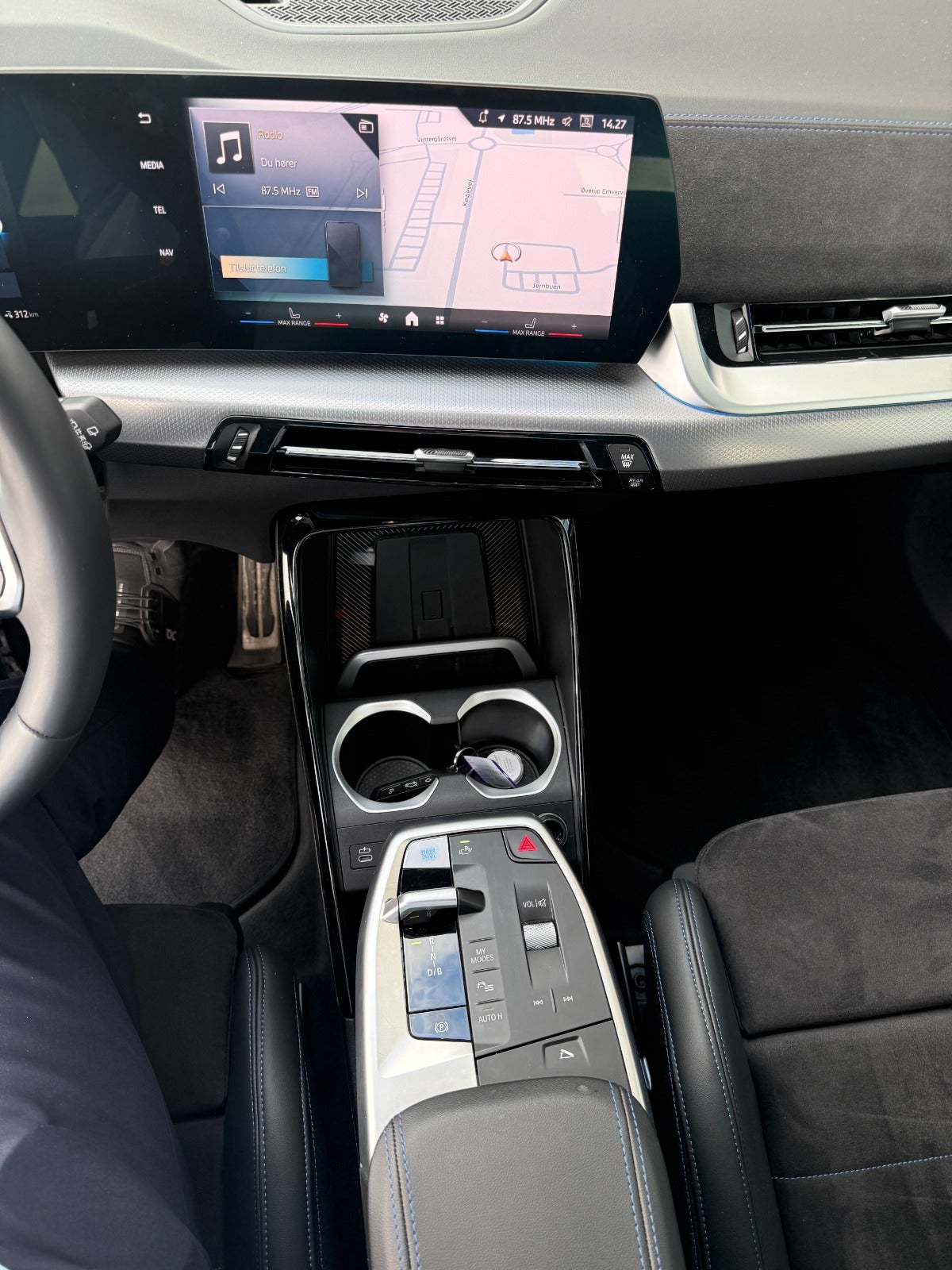 BMW iX1 eDrive20 M-Sport Premium 5d - 15