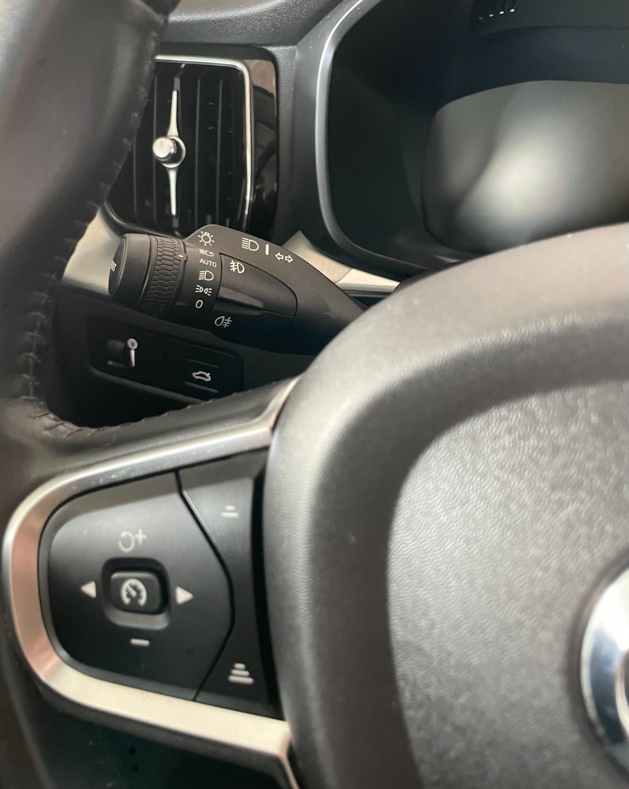 Billede af Volvo XC60 2,0 T4 190 Momentum aut.