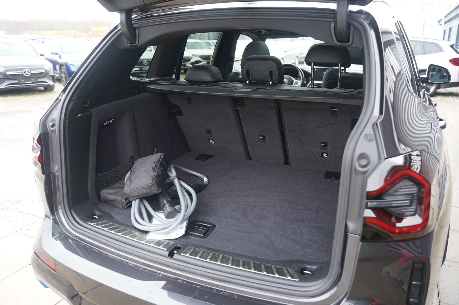 Billede af BMW iX3  Charged M-Sport