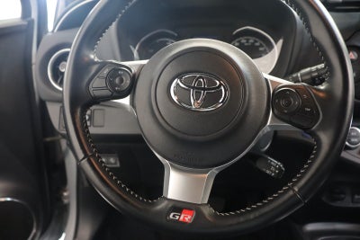 Toyota Yaris Hybrid H3 GR Sport Smart e-CVT