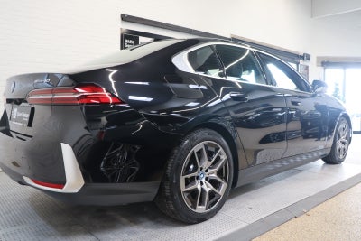 BMW i5 eDrive40 Sport Line