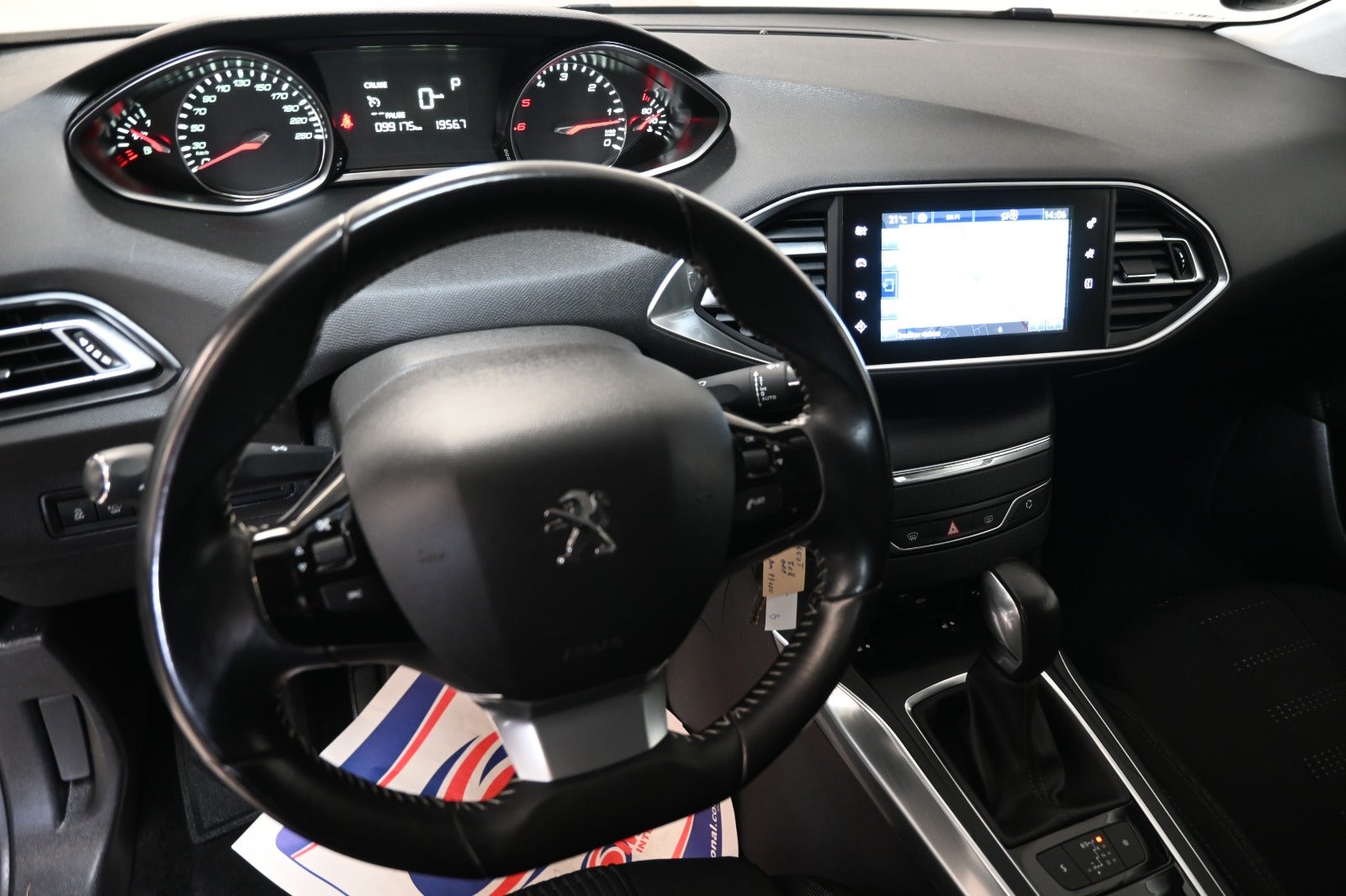 Peugeot 308 BlueHDi 120 Allure SW EAT6