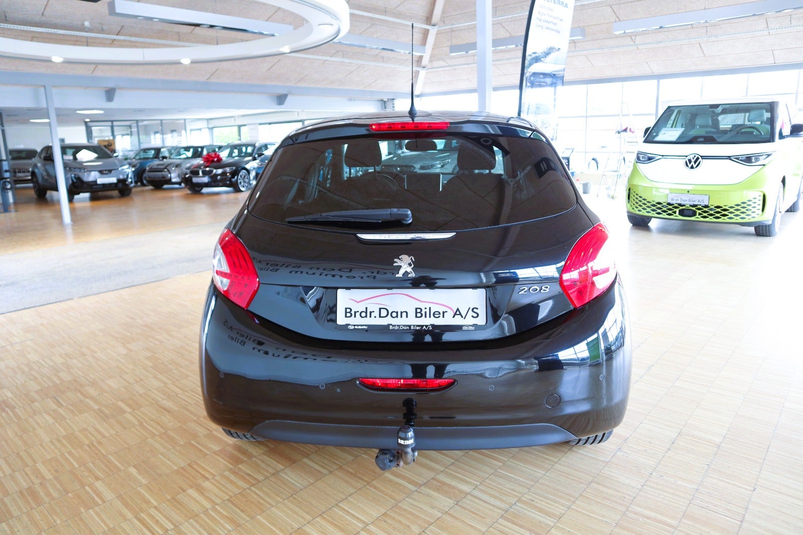 Billede af Peugeot 208 1,2 VTi Allure Sky