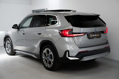 BMW iX1 xDrive30