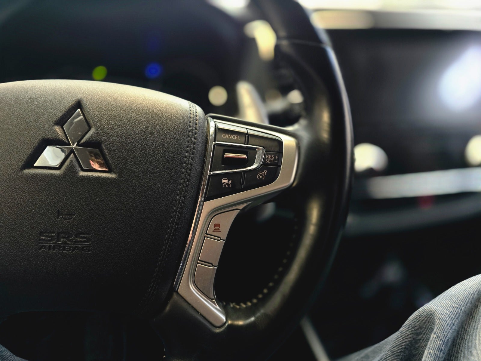Billede af Mitsubishi Outlander 2,4 PHEV Intro Edition CVT 4WD