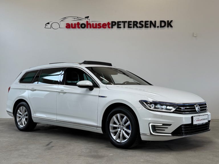 VW Passat GTE Highline Variant DSG
