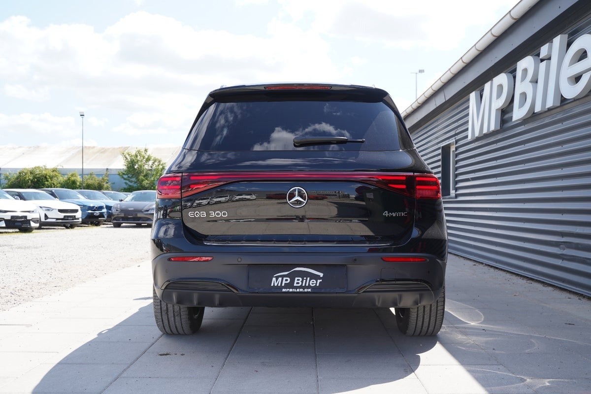 Billede af Mercedes EQB300  AMG Line 4Matic