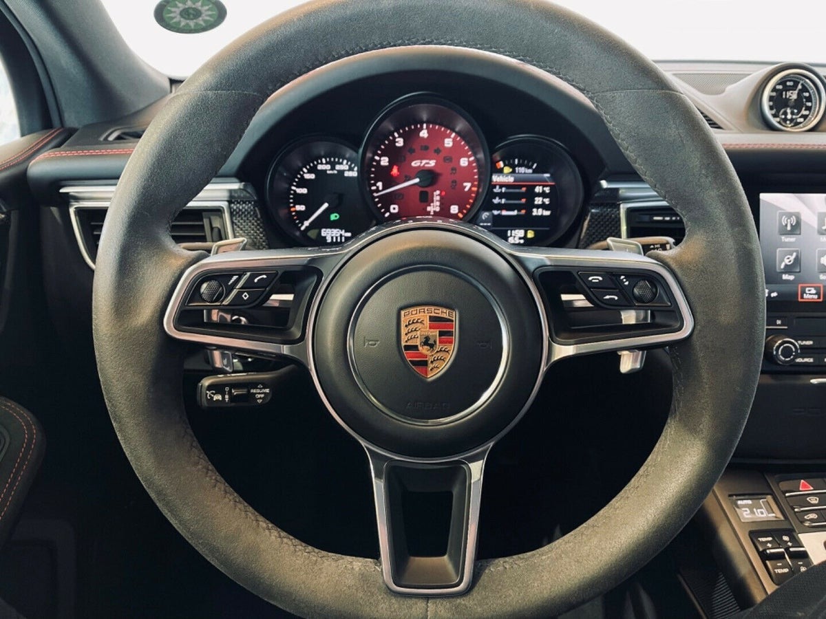 Porsche Macan GTS PDK Van