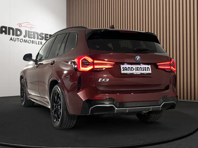 BMW iX3 Charged M-Sport