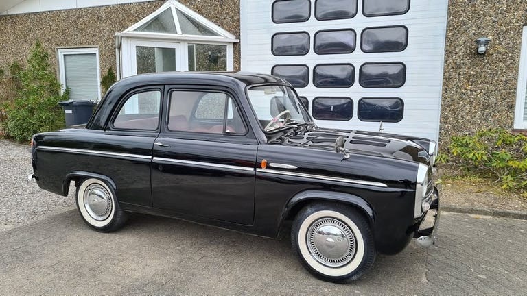 Ford Anglia
