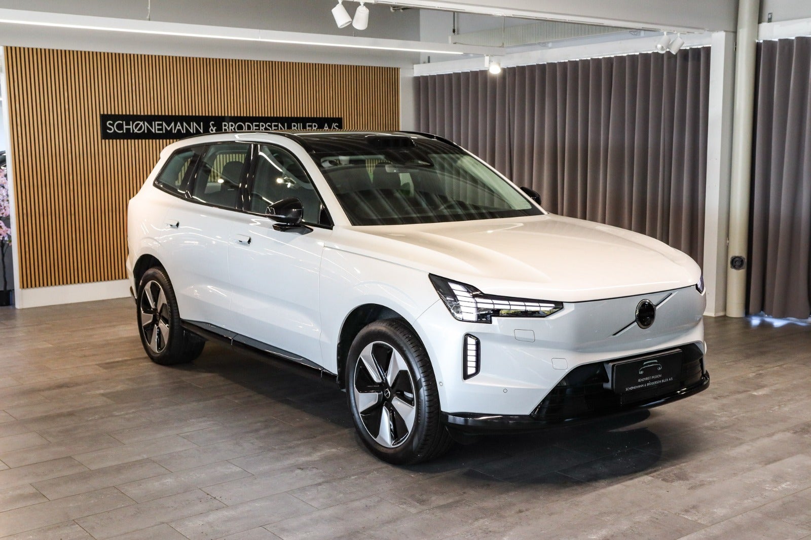 Billede af Volvo EX90 Plus 7prs