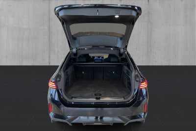 BMW i5 eDrive40 Touring Fully Charged M-Sport