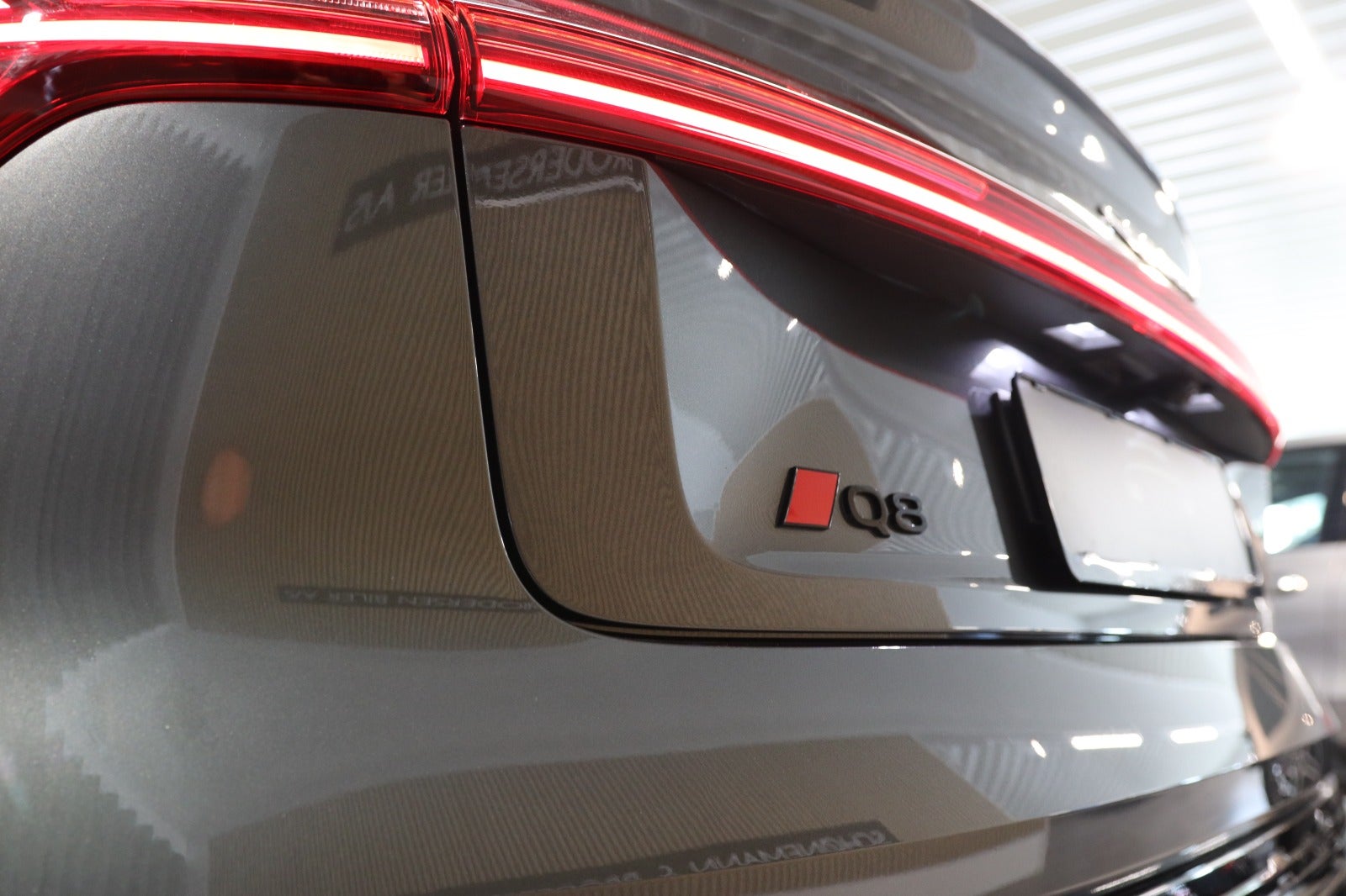 Billede af Audi Q8 e-tron 55 S-line Sportback quattro