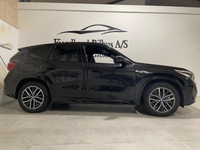 BMW  iX1 xDrive30 M-Sport