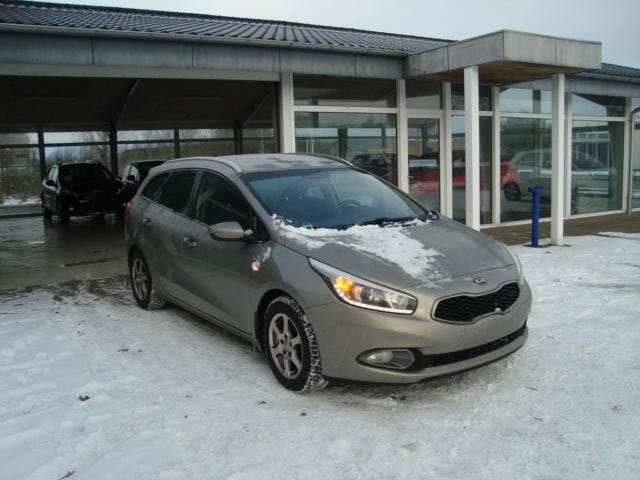 Kia Ceed CRDi 128 Active SW