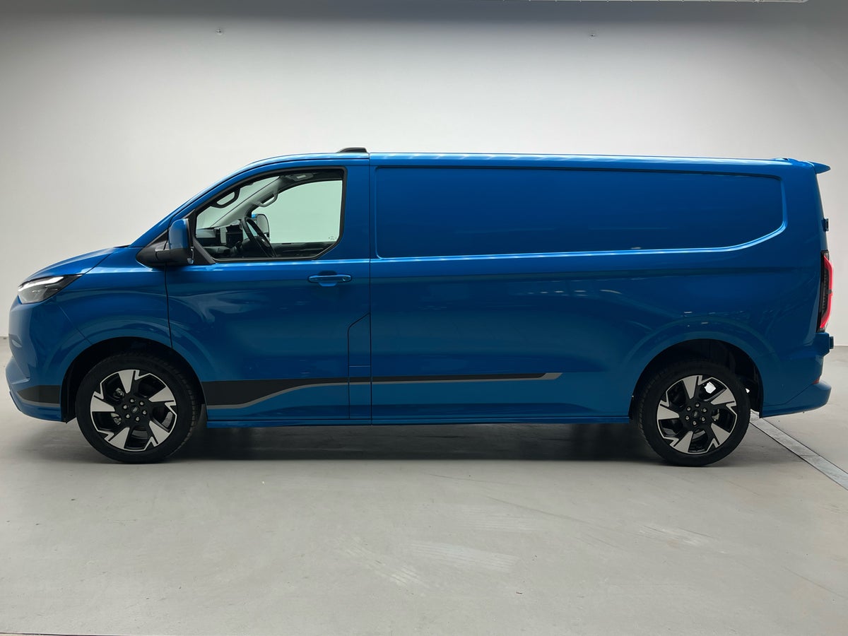 Ford E-Transit Custom 340L Sport billede 11