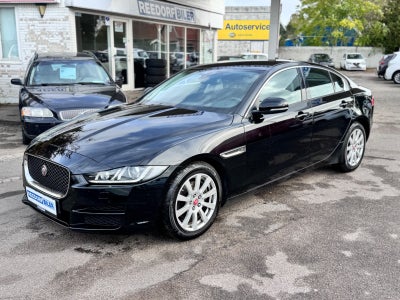 Jaguar XE 2,0 D180 Pure aut. 4d