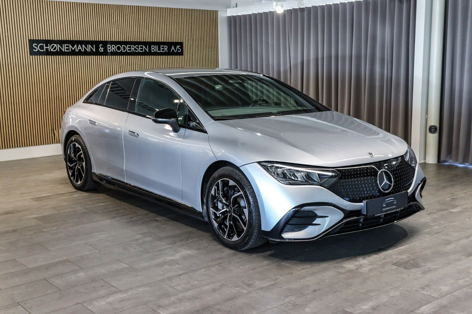 Billede af Mercedes EQE350+ AMG Line