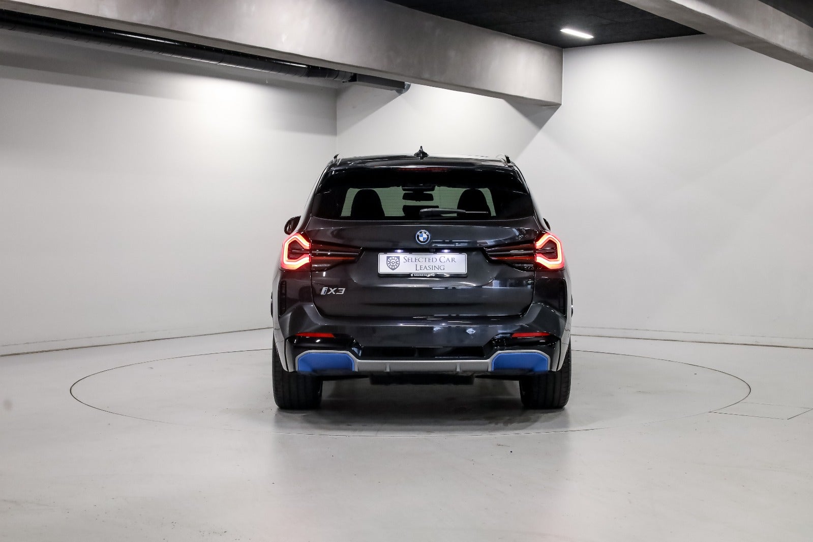 BMW iX3 Charged Plus M-Sport