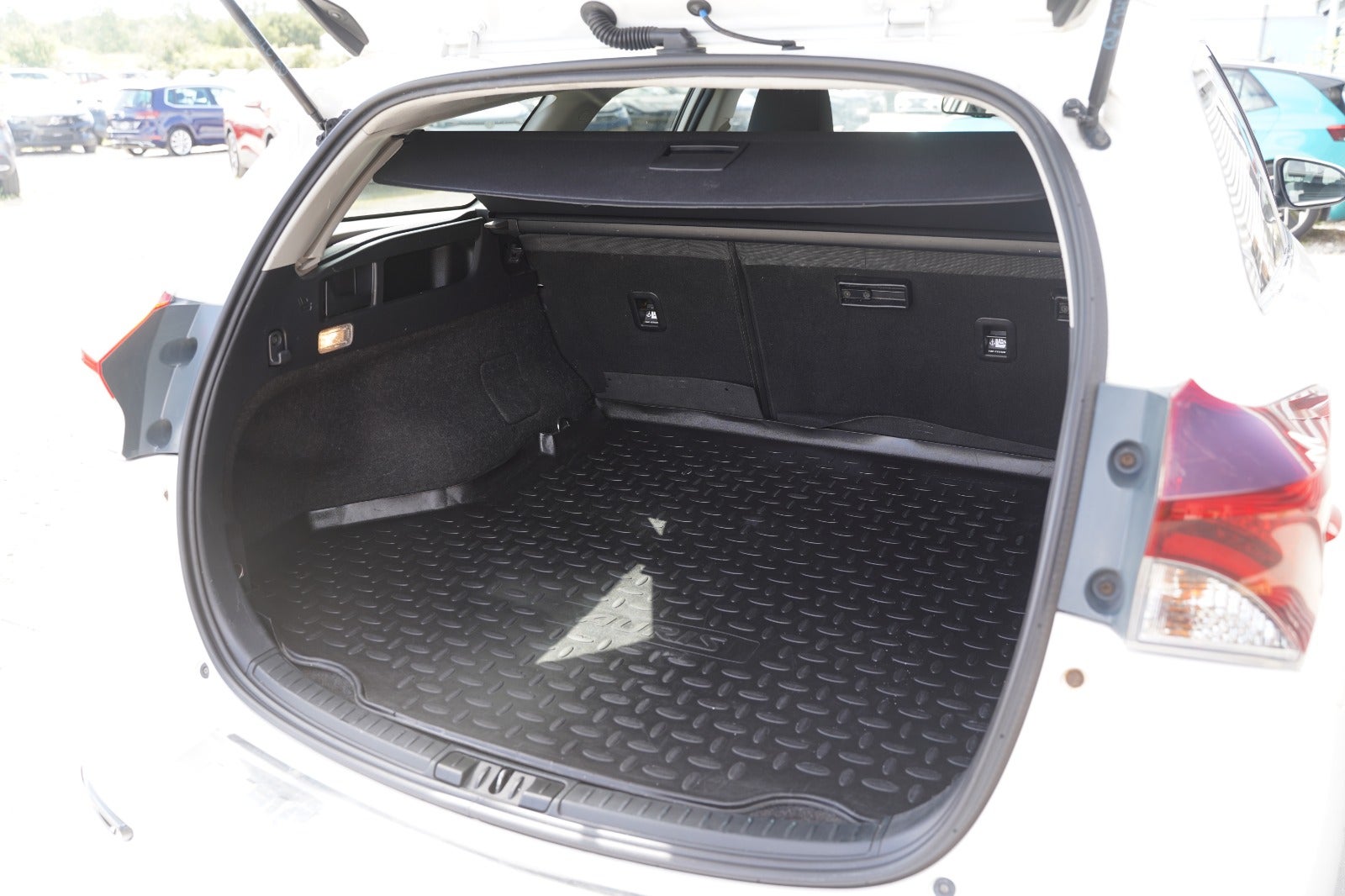 Billede af Toyota Auris 1,8 Hybrid H2 Comfort Touring Sports CVT