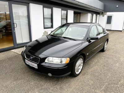 Volvo S60 2,4 140 Momentum aut. 4d