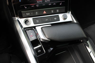 Audi Q8 e-tron S-line quattro