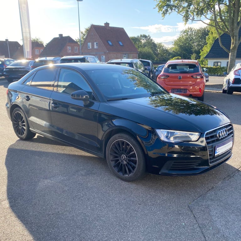 Audi A3 TDi 110 Attraction