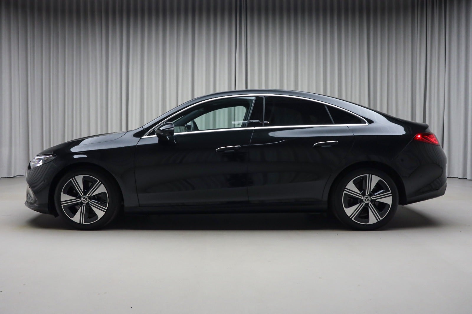 Mercedes-Benz CLA 250+ (6/8)