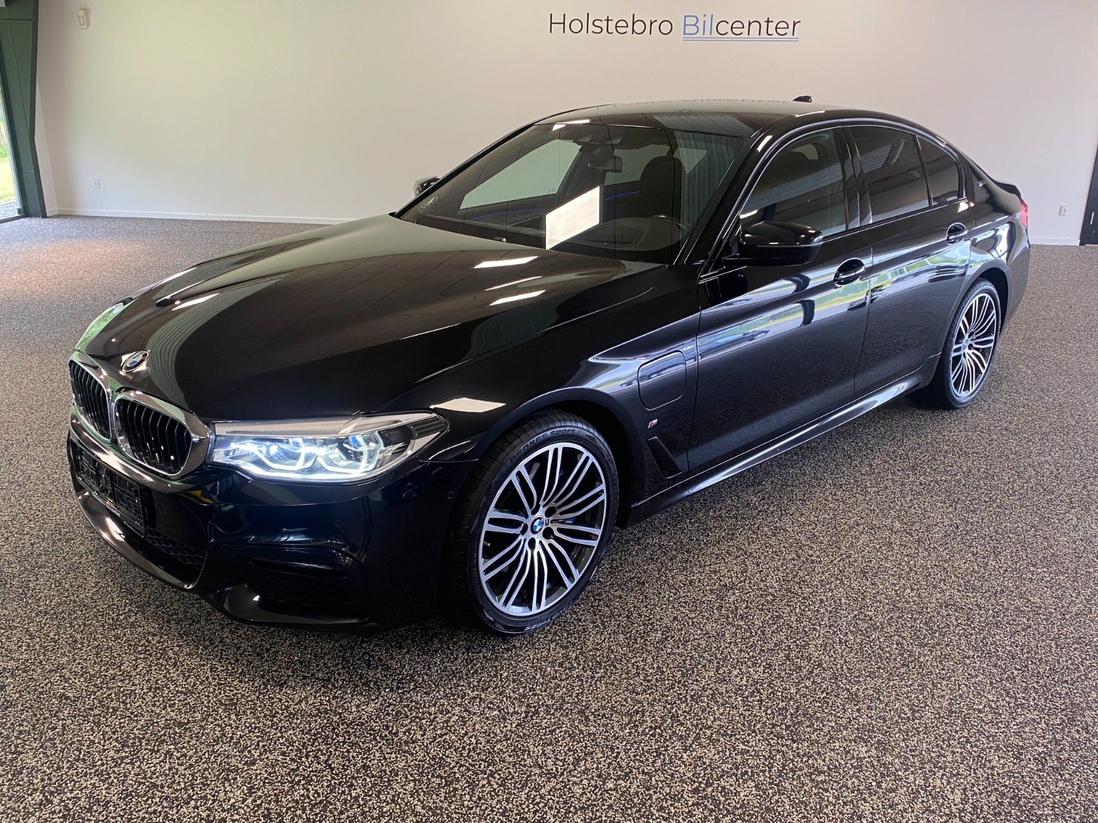 BMW 530e 2019