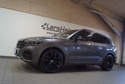 VW Touareg TDi 286 R-line aut. 4Motion Van