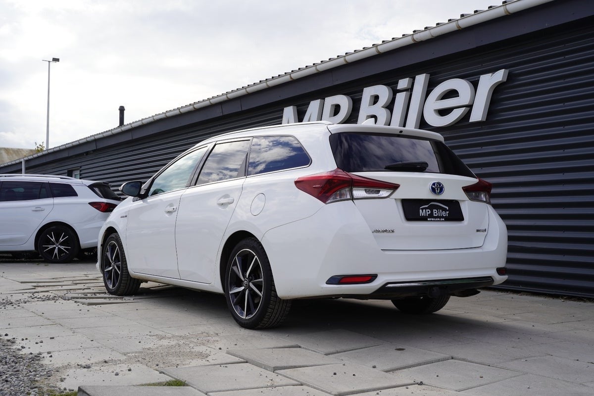 Billede af Toyota Auris 1,8 Hybrid H2 Selected Touring Sports CVT