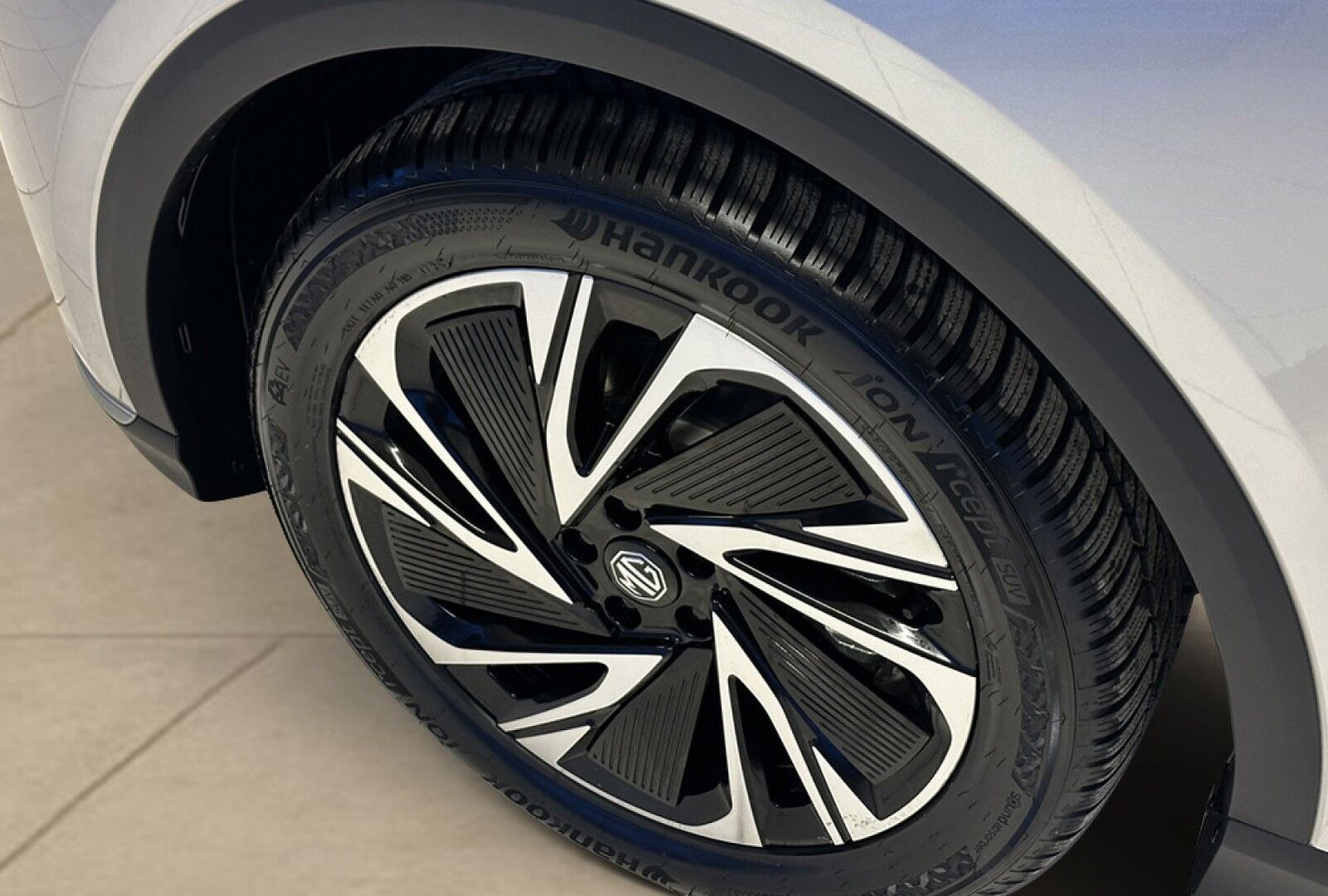 MG MGS6 Luxury Performance AWD