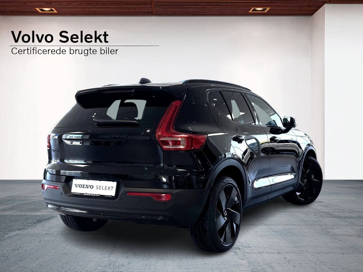 Volvo EX40 Extended Range Black Edition billede 3