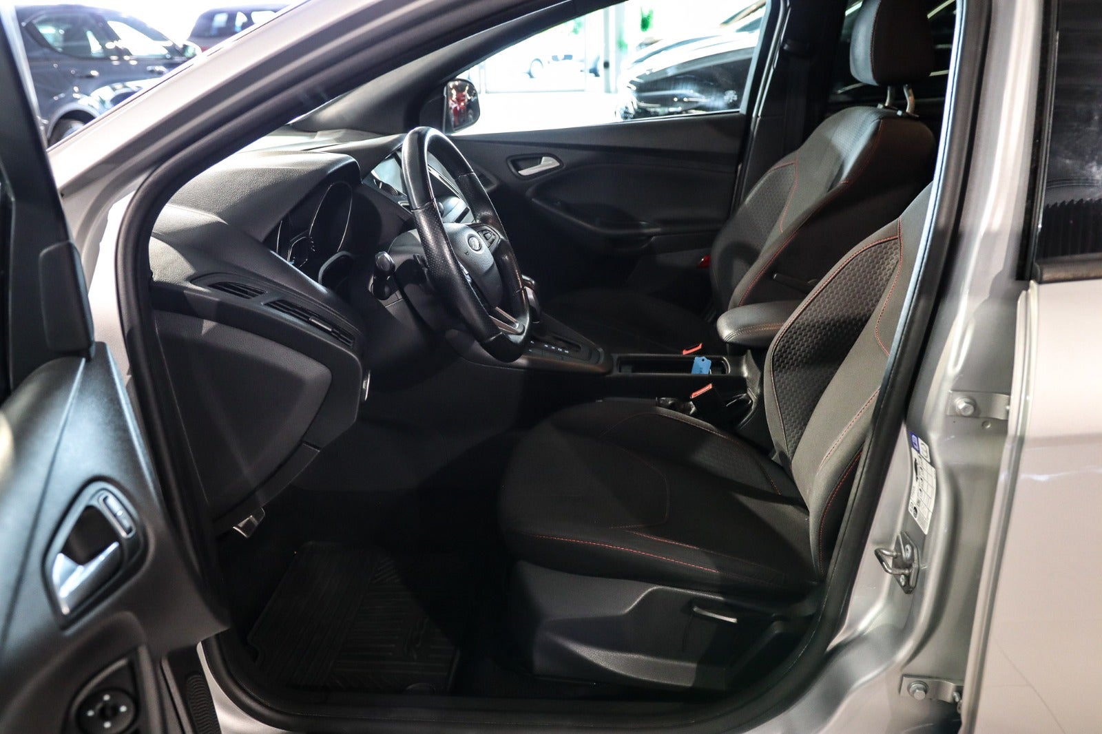 Billede af Ford Focus 1,5 TDCi 120 ST-Line stc. aut.