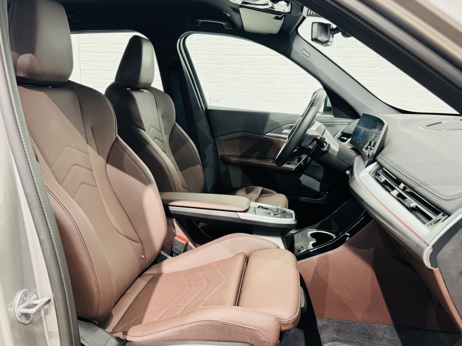 BMW iX1  eDrive20 M-Sport,  5-dørs