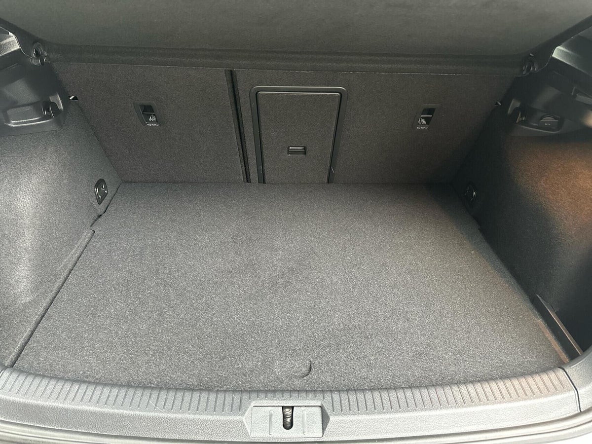 VW Golf VIII GTE DSG billede 13