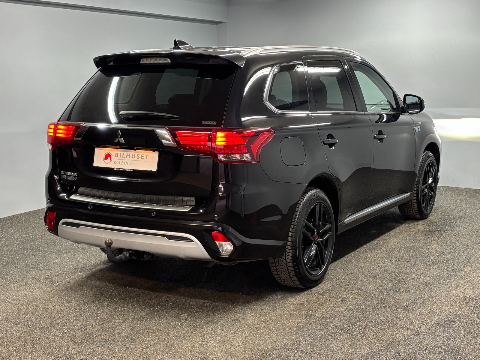 Billede af Mitsubishi Outlander 2,4 PHEV Intense CVT 4WD