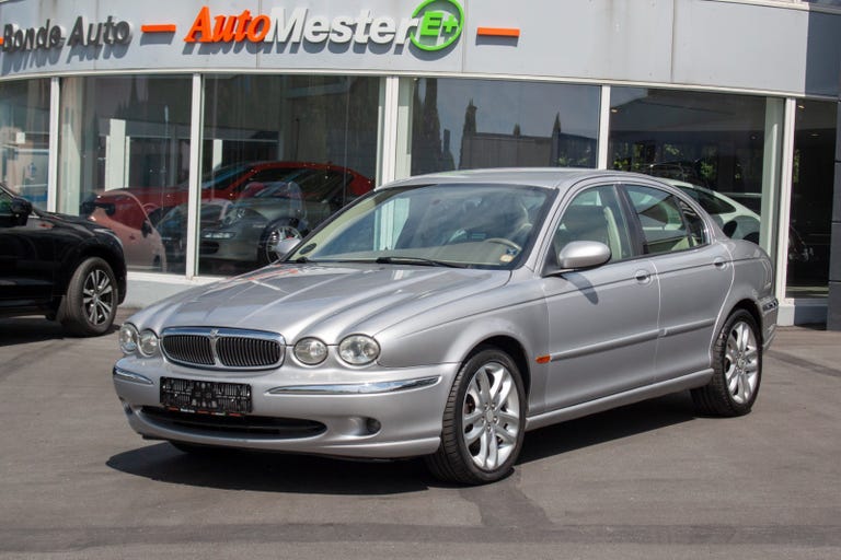 Jaguar X-type Executive aut.
