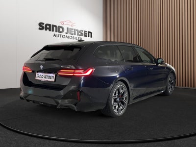 BMW i5 eDrive40 Touring Fully Charged M-Sport