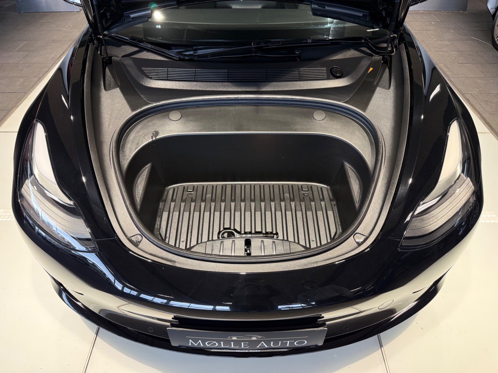 Billede af Tesla Model 3 RWD