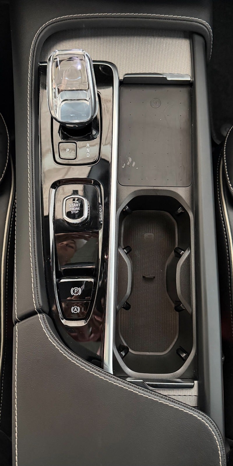 Billede af Volvo XC90 2,0 T8 ReCharge Ultimate Dark aut. AWD 7prs