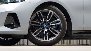 BMW i5 eDrive40 M-Sport