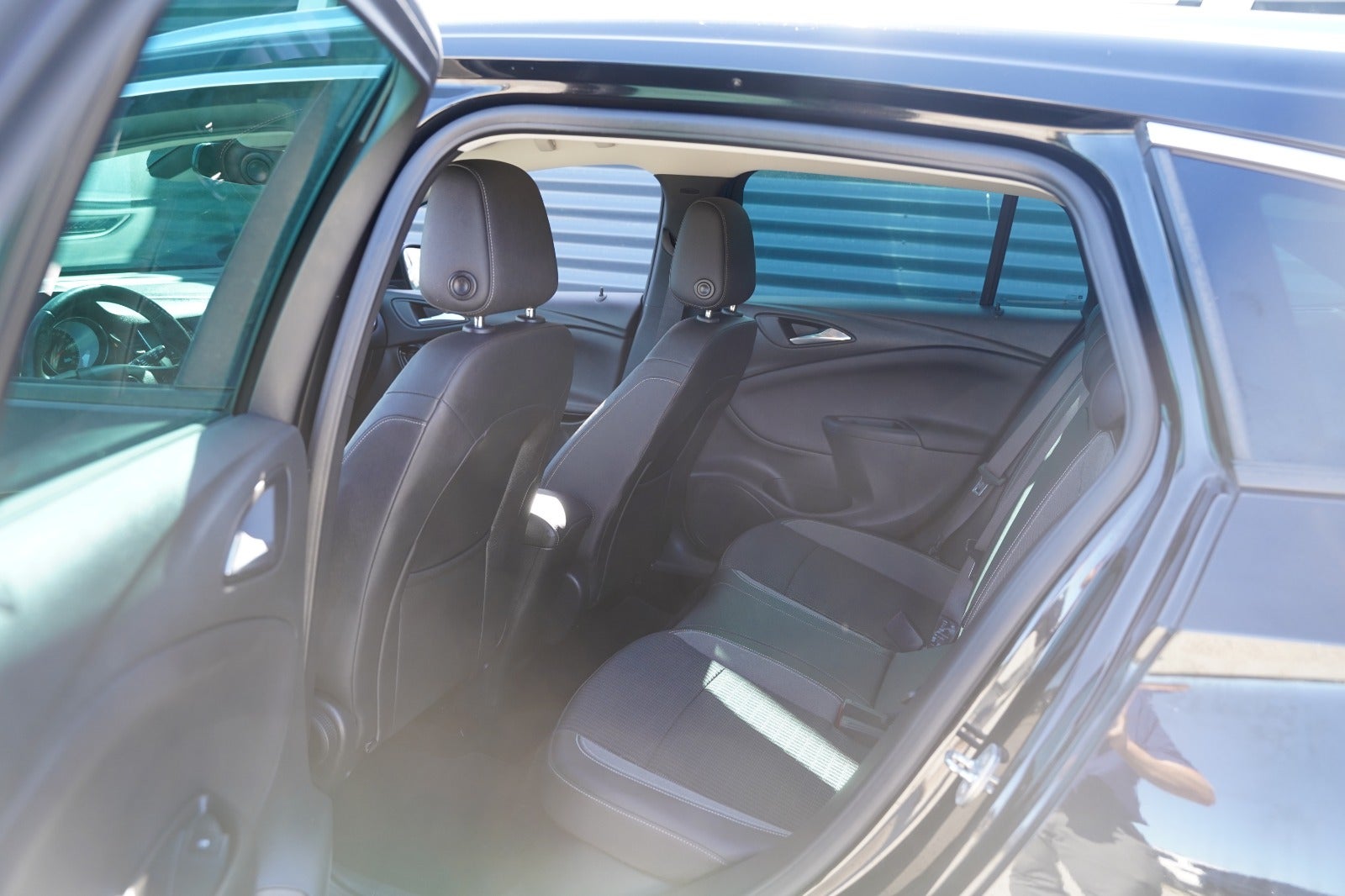 Billede af Opel Astra 1,5 D 105 Elegance Sports Tourer