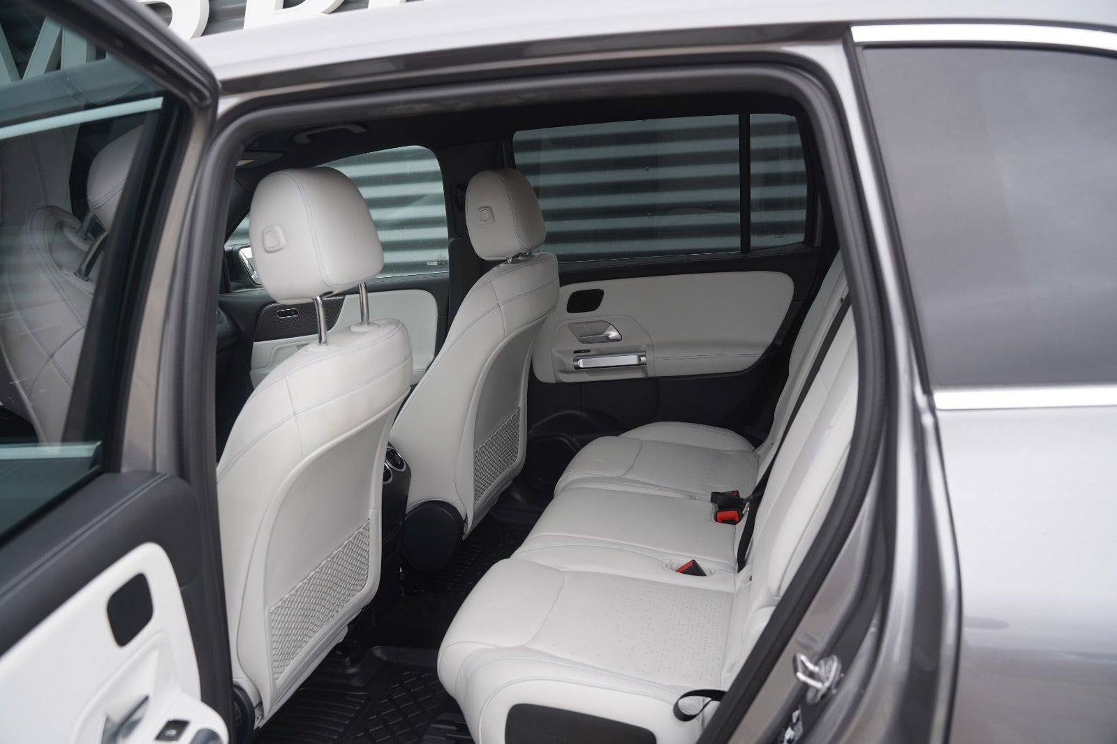 Billede af Mercedes EQB300  AMG Line 4Matic